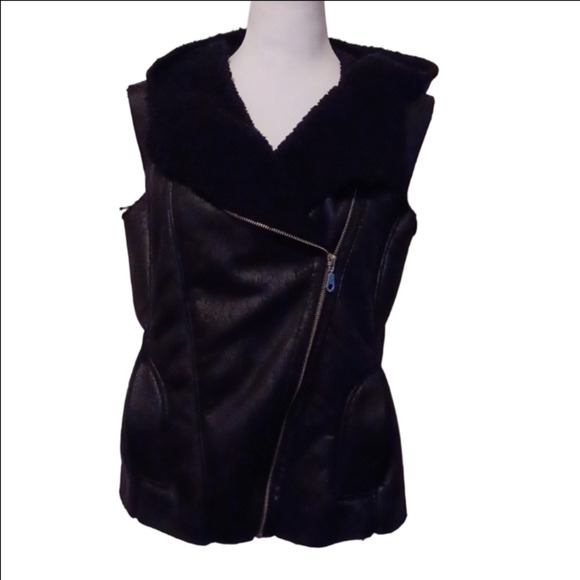 🌹black vest with pockets and hoodie - Picture 1 of 16
